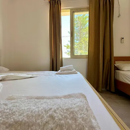 Harizi Apartment *